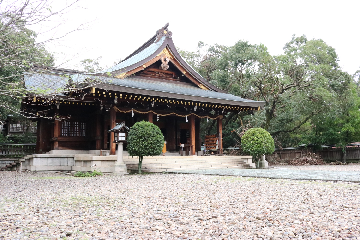 灶山神社